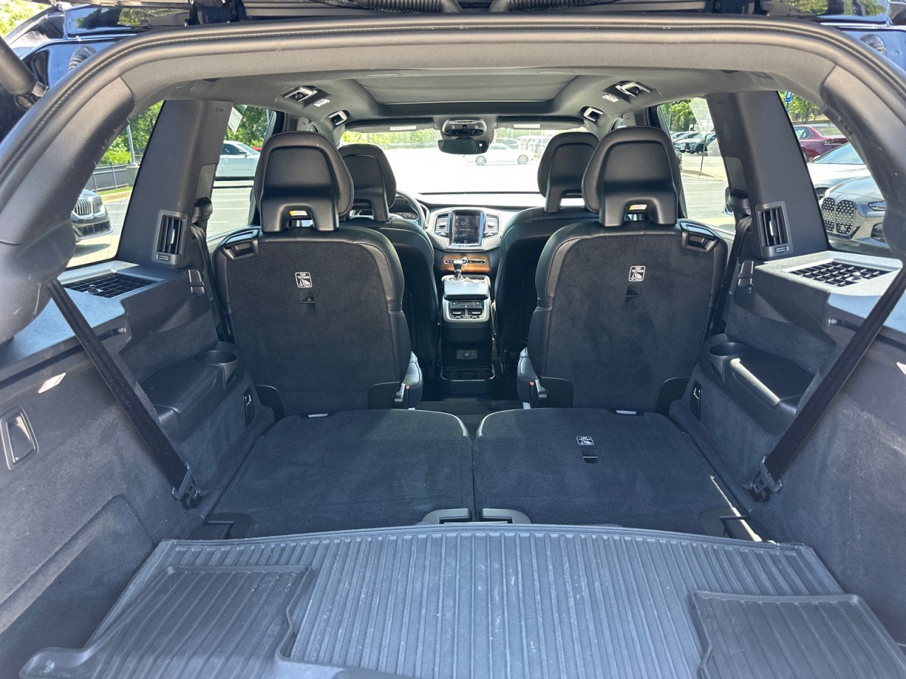 Used 2020 Volvo XC90 T6 Inscription w/ Protection Package Premier AWD/4WD image 11