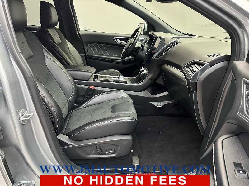 Used 2023 Ford Edge ST image 20