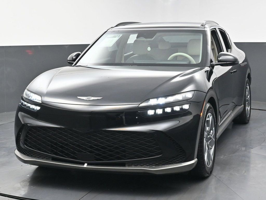 Used 2024 Genesis GV60 RWD image 7