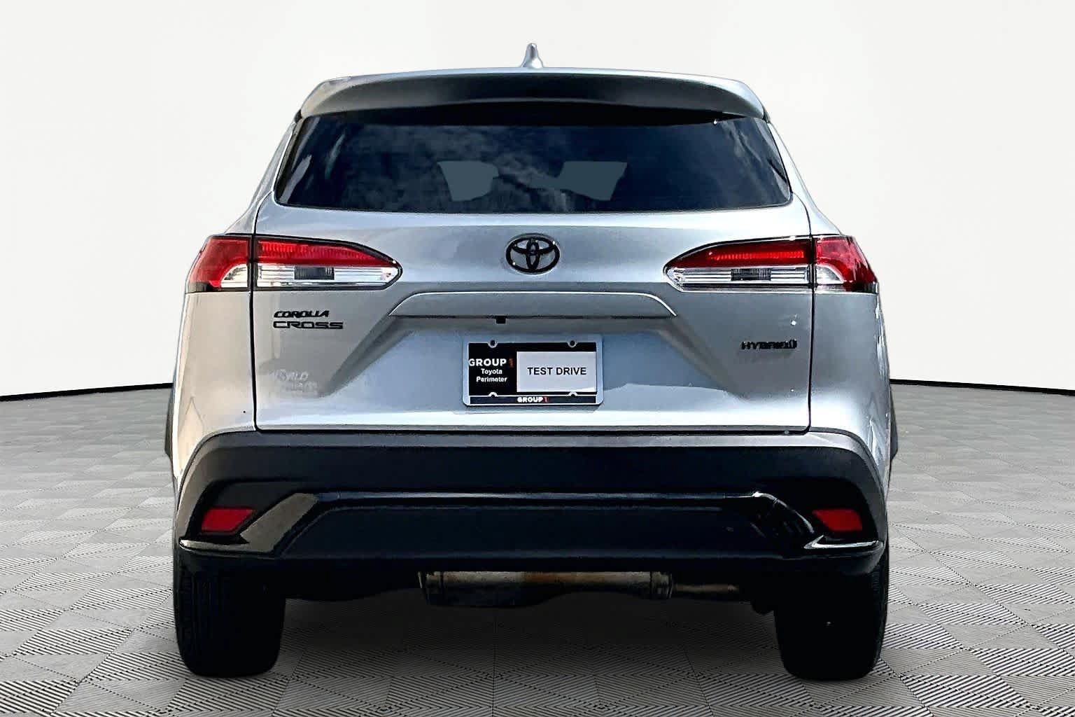 Certified 2023 Toyota Corolla Cross AWD Hybrid image 5