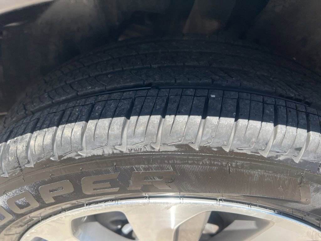 Used 2019 Buick Encore Preferred AWD/4WD image 40