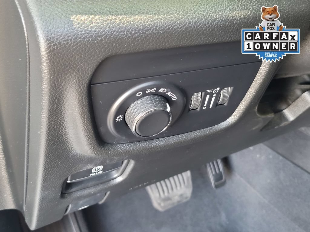 Used 2023 Jeep Grand Cherokee Altitude AWD/4WD image 17
