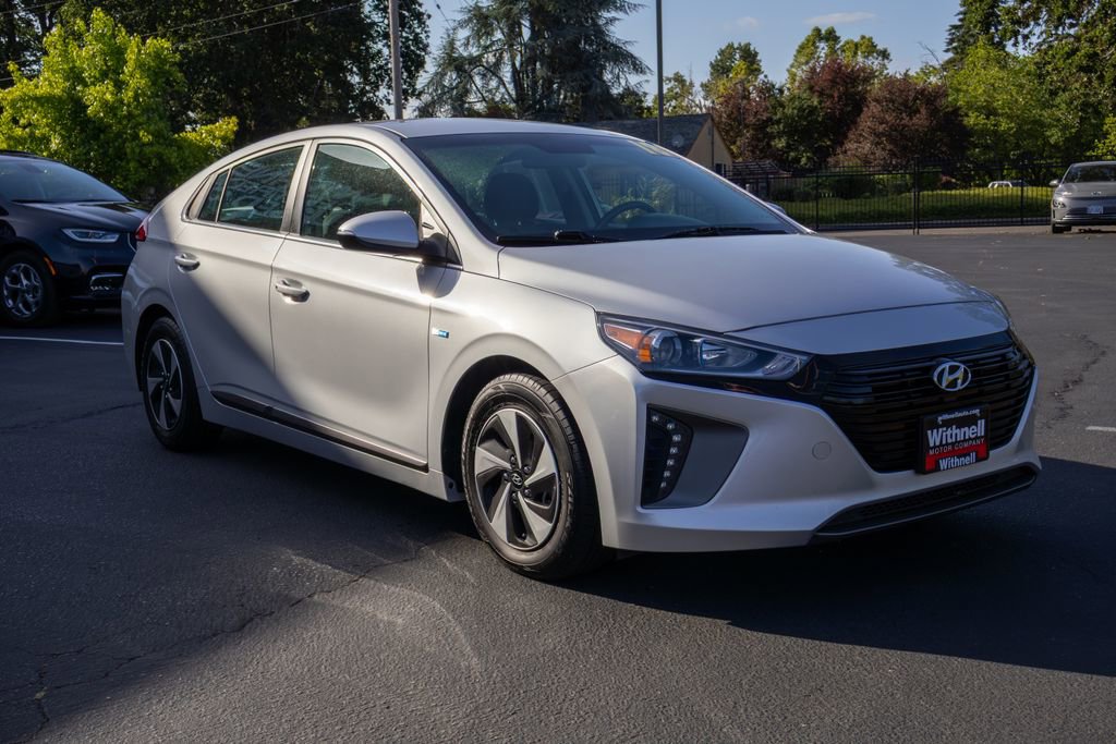 Used 2018 Hyundai Ioniq SEL FWD image 5