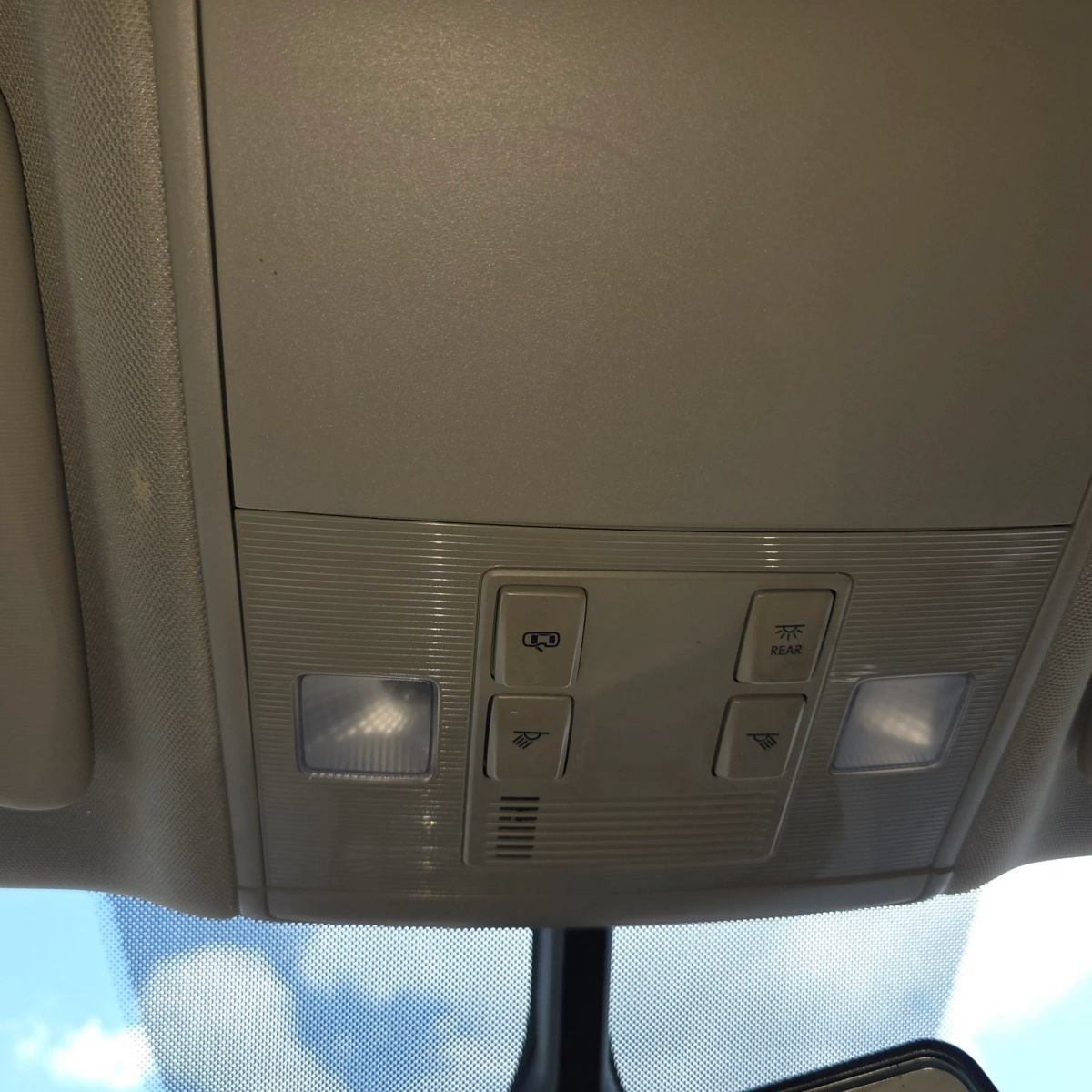 Used 2019 Volkswagen Atlas S FWD image 22