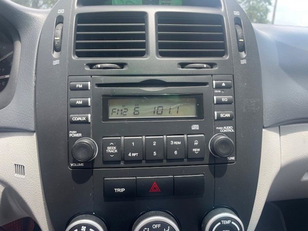 Used 2008 Kia Spectra EX FWD image 10