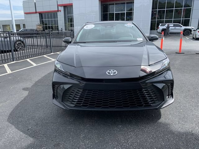 Used 2026 Toyota Camry SE w/ Convenience Package FWD image 3
