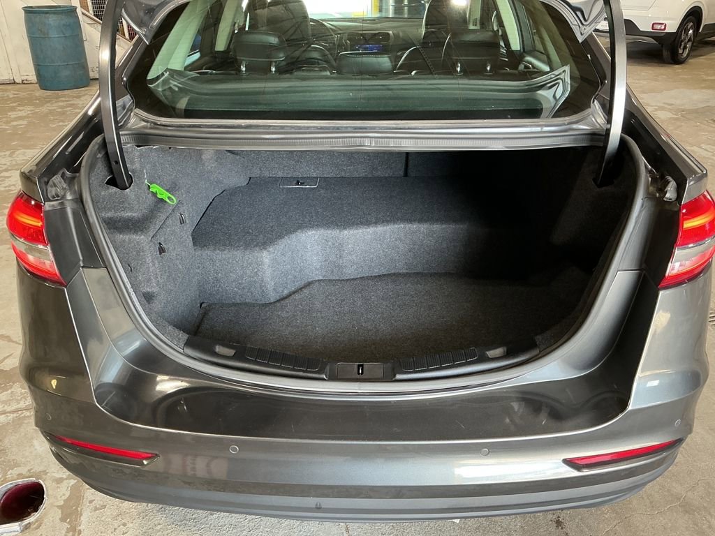 Used 2020 Ford Fusion SEL image 24