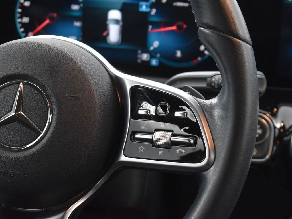 Used 2022 Mercedes-Benz GLA 250 4MATIC image 17