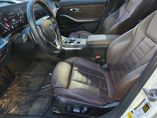 Used 2023 BMW 330i Sedan w/ Premium Package RWD image 16