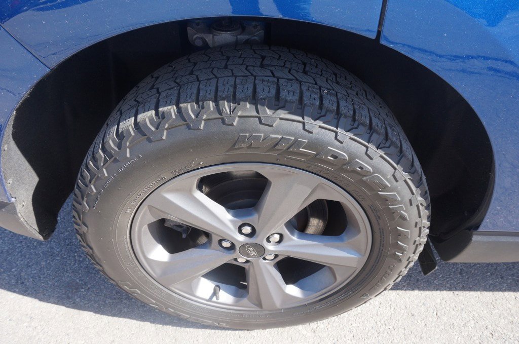 Used 2023 Ford Edge SEL w/ Sport Appearance Package AWD/4WD image 9