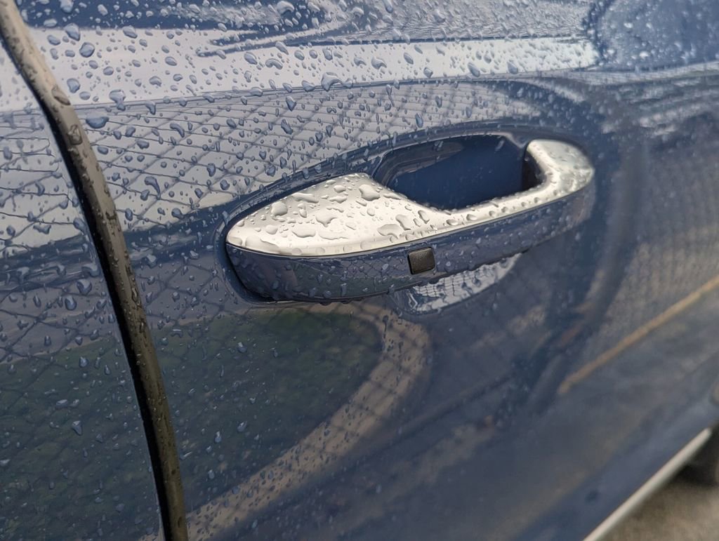 Used 2024 Kia Telluride S w/ S Sunroof Package FWD image 18