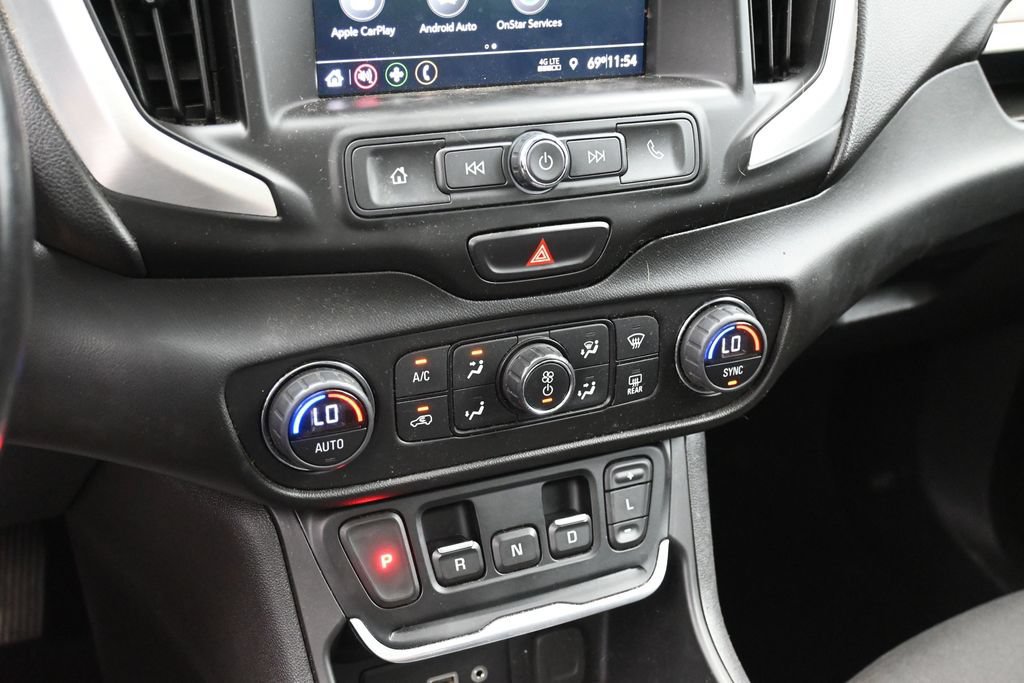 Used 2021 GMC Terrain SLE w/ Driver Convenience Package AWD/4WD image 16