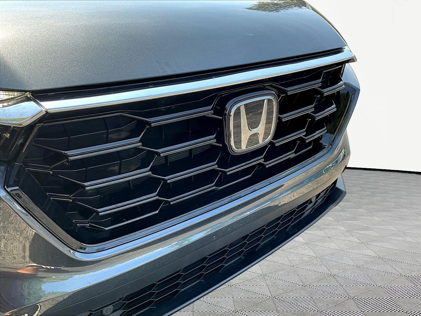 Used 2025 Honda CR-V EX-L image 33