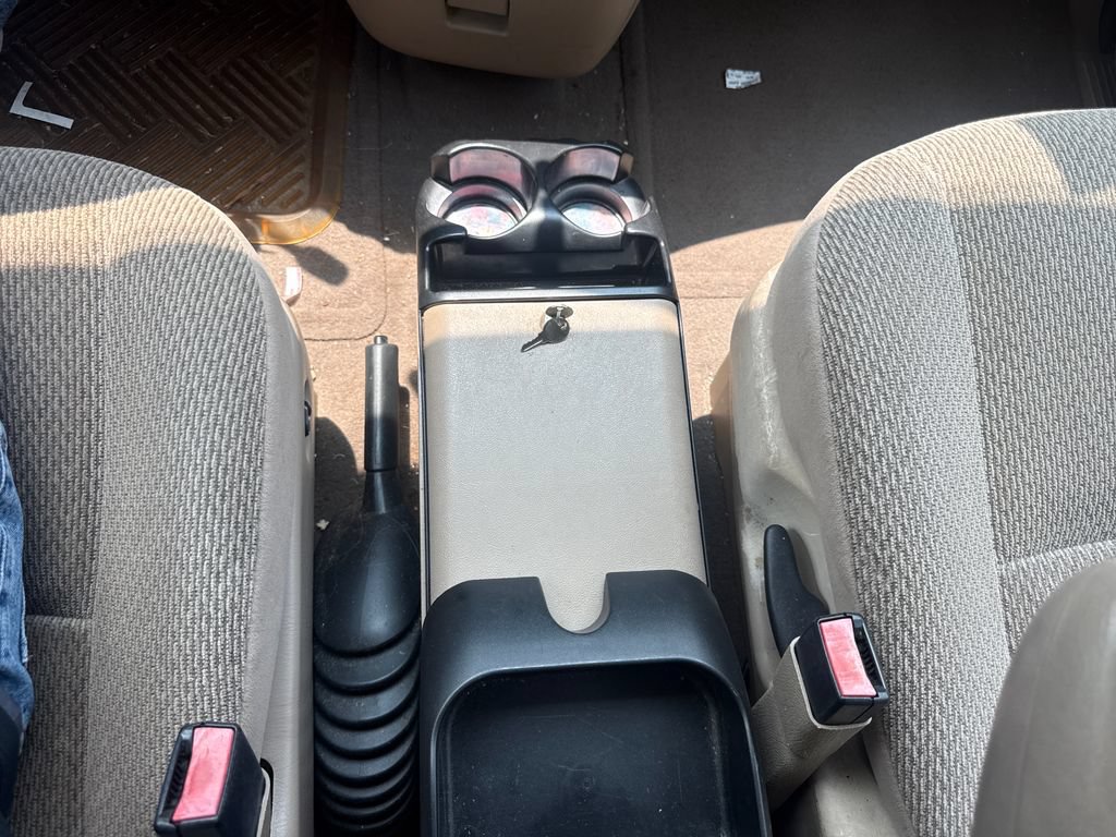 Used 2003 Ford Windstar SE FWD image 22