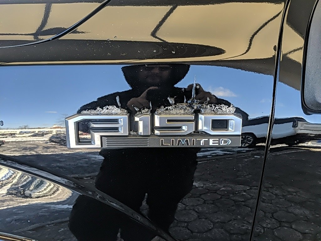 Used 2019 Ford F150 Limited w/ Trailer Tow Package image 10