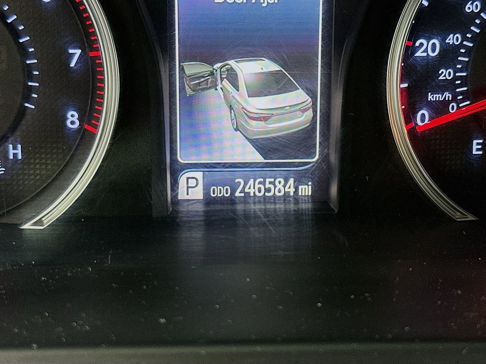 Used 2015 Toyota Camry SE FWD image 12