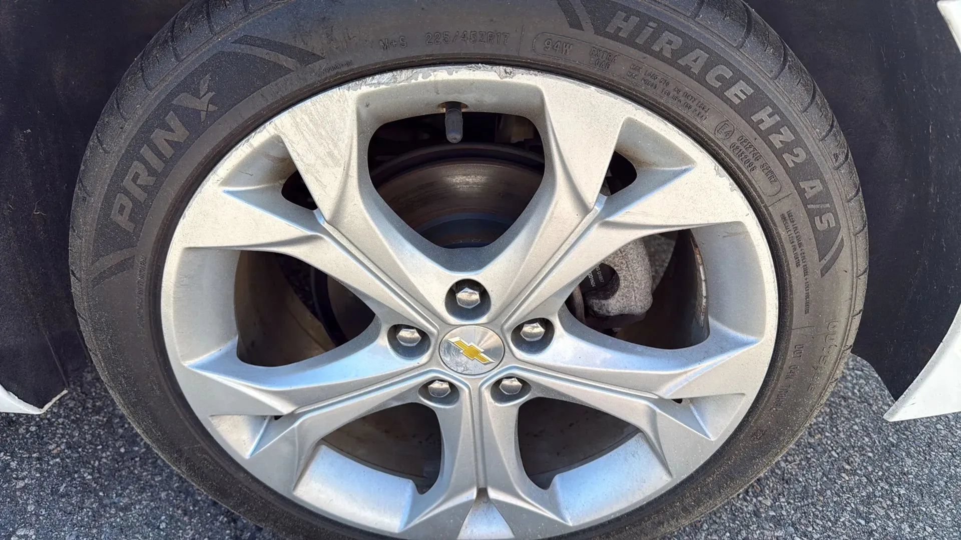 Used 2017 Chevrolet Cruze Premier FWD image 12