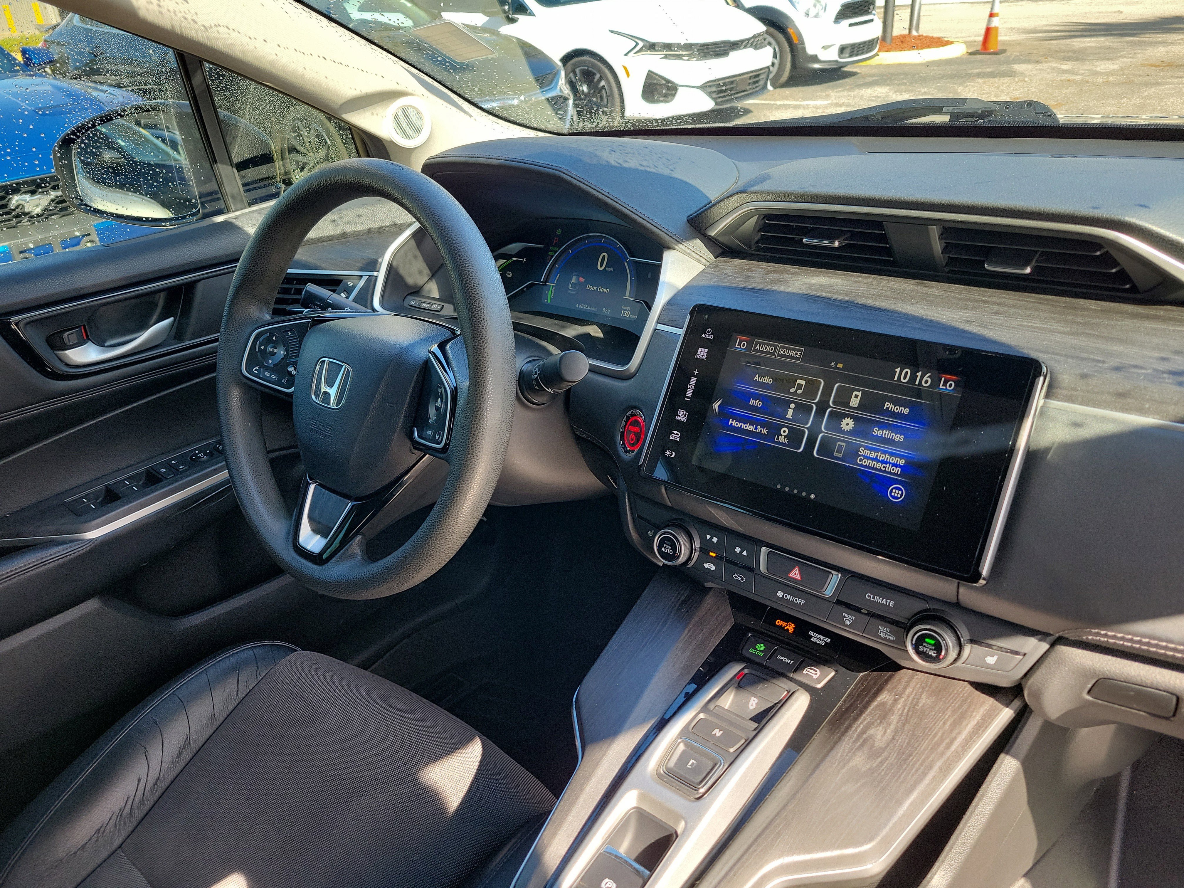 Used 2018 Honda Clarity Plug-In Hybrid image 8