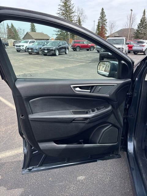 Certified 2024 Ford Edge SEL w/ Convenience Package AWD/4WD image 15