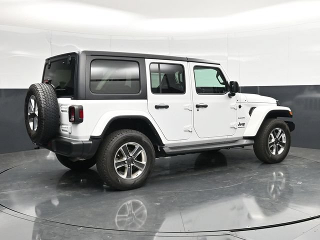 Used 2023 Jeep Wrangler Unlimited Sahara w/ Cold Weather Group AWD/4WD image 2