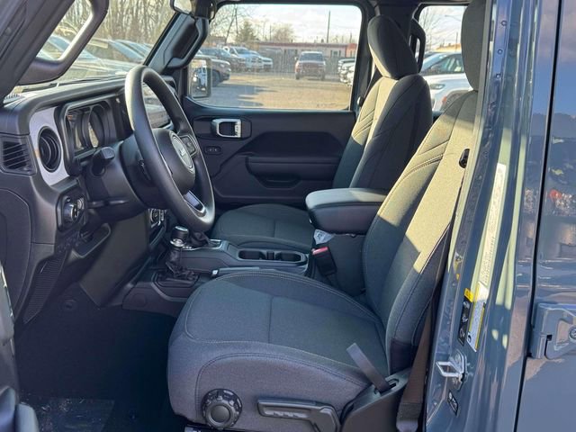 New 2026 Jeep Gladiator Sport AWD/4WD image 9
