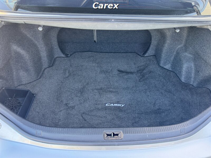 Used 2009 Toyota Camry LE FWD image 25