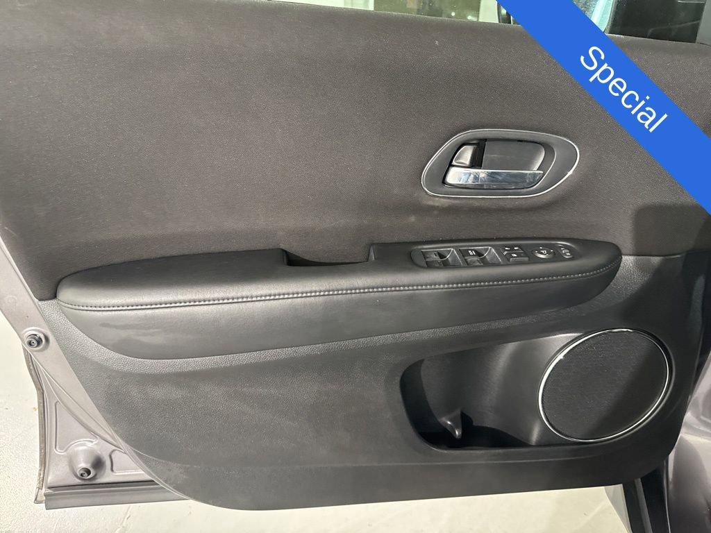 Used 2017 Honda HR-V EX image 18