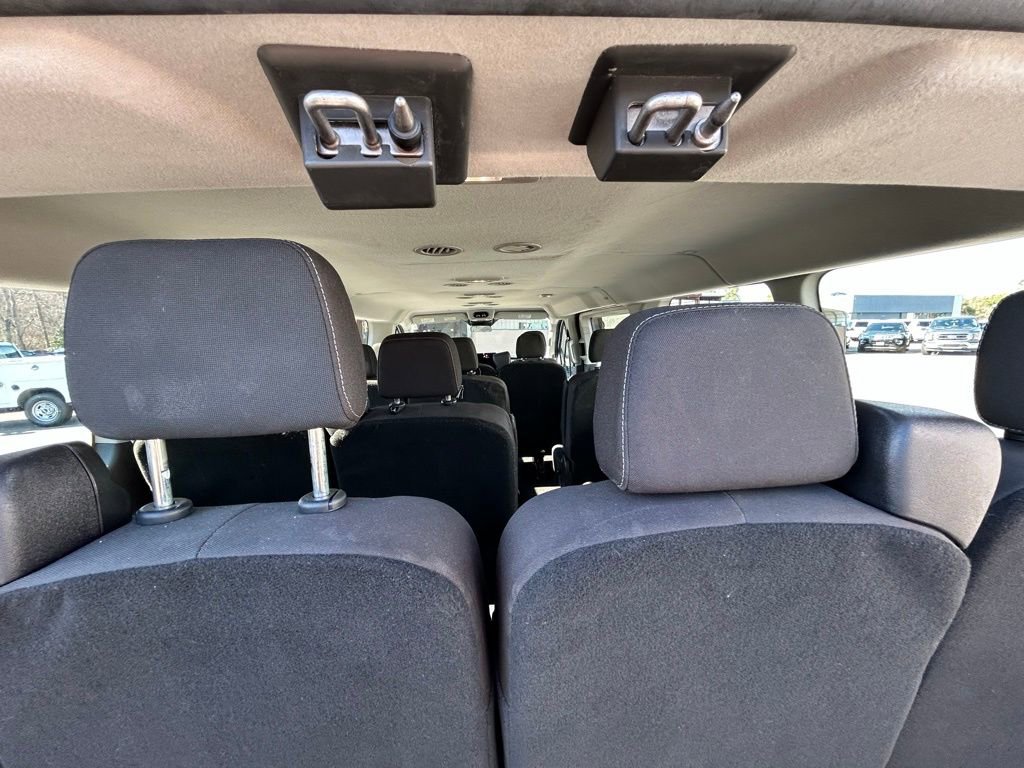Used 2023 Ford Transit 350 XLT image 10