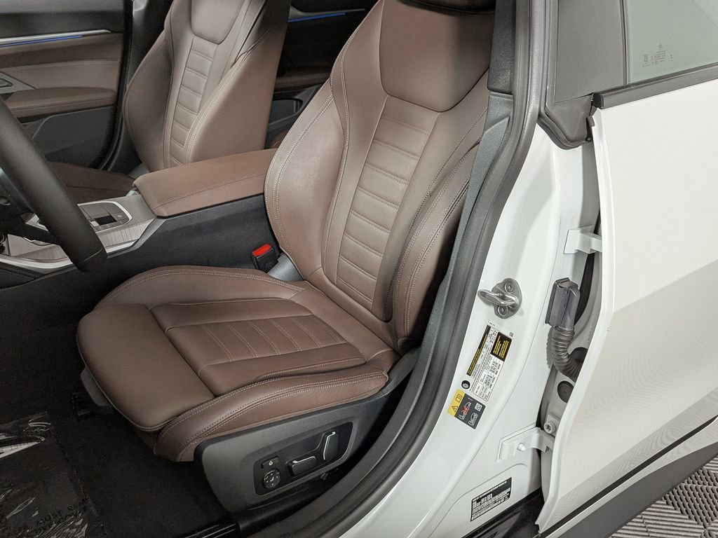 Used 2025 BMW i4 xDrive40i w/ M Sport Package image 18