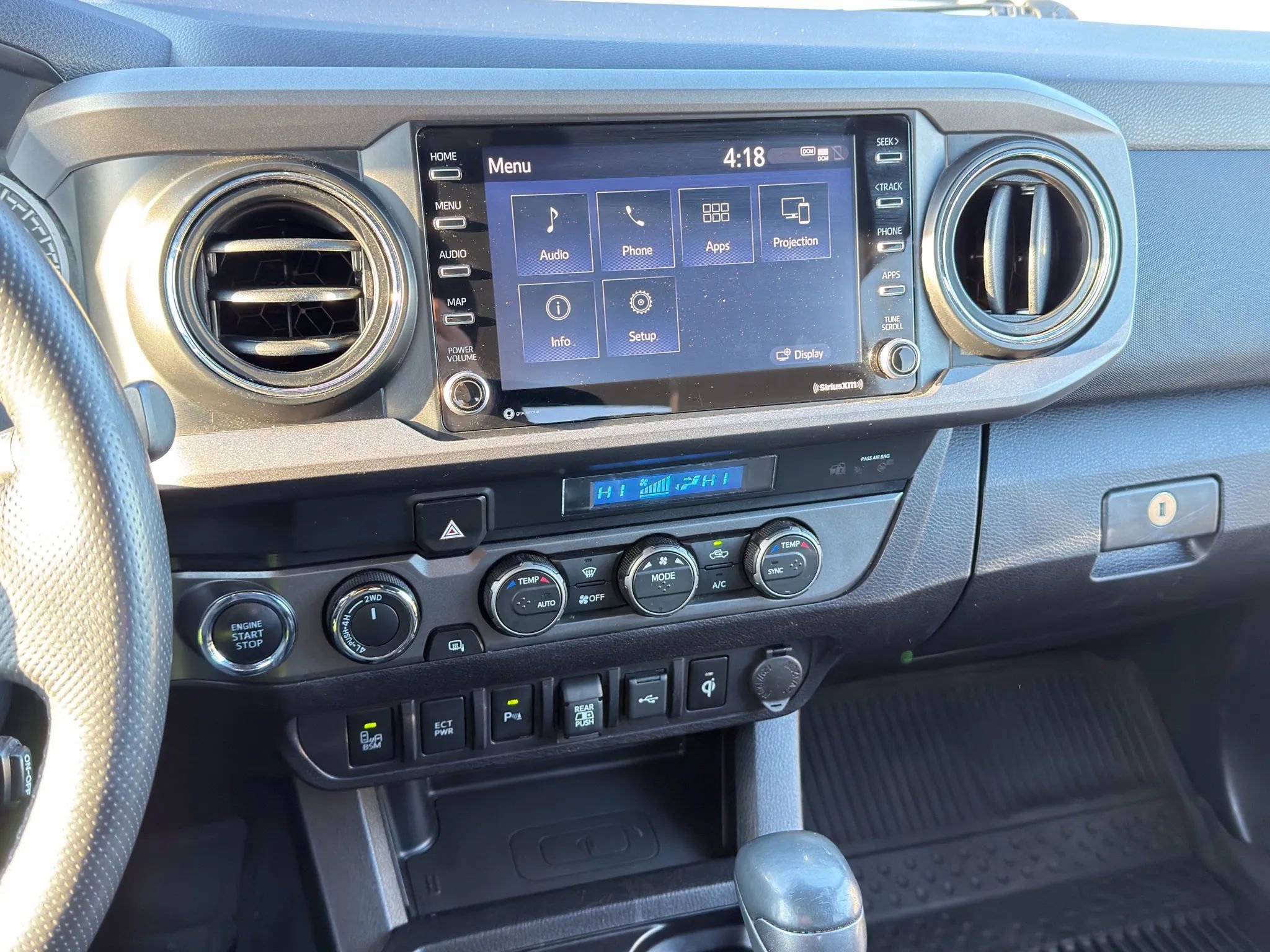 Used 2021 Toyota Tacoma TRD Off-Road image 17