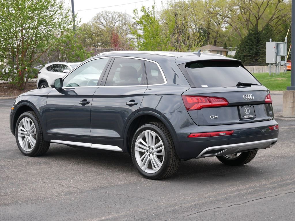 Used 2018 Audi Q5 2.0T Premium Plus w/ Premium Plus Package AWD/4WD image 4