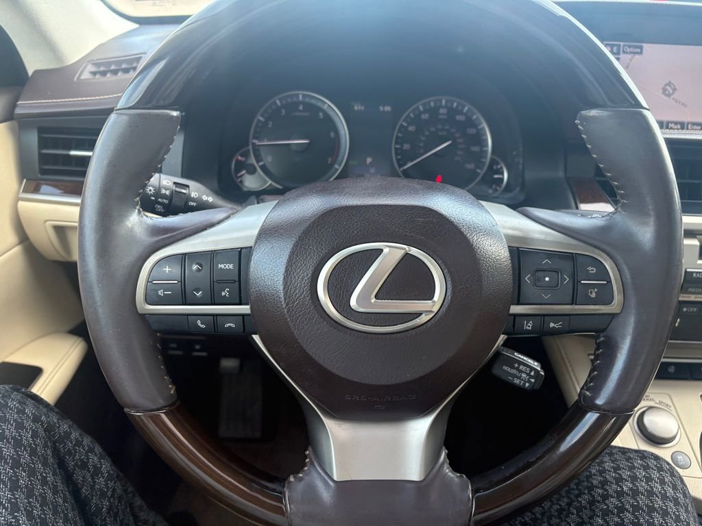 Used 2016 Lexus ES 350 w/ Luxury Package w/Wood Trim image 7