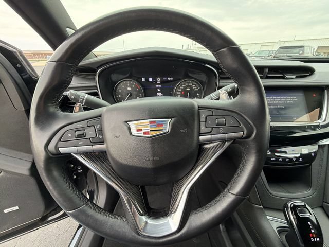 Certified 2024 Cadillac XT6 Sport w/ Technology Package AWD/4WD image 12