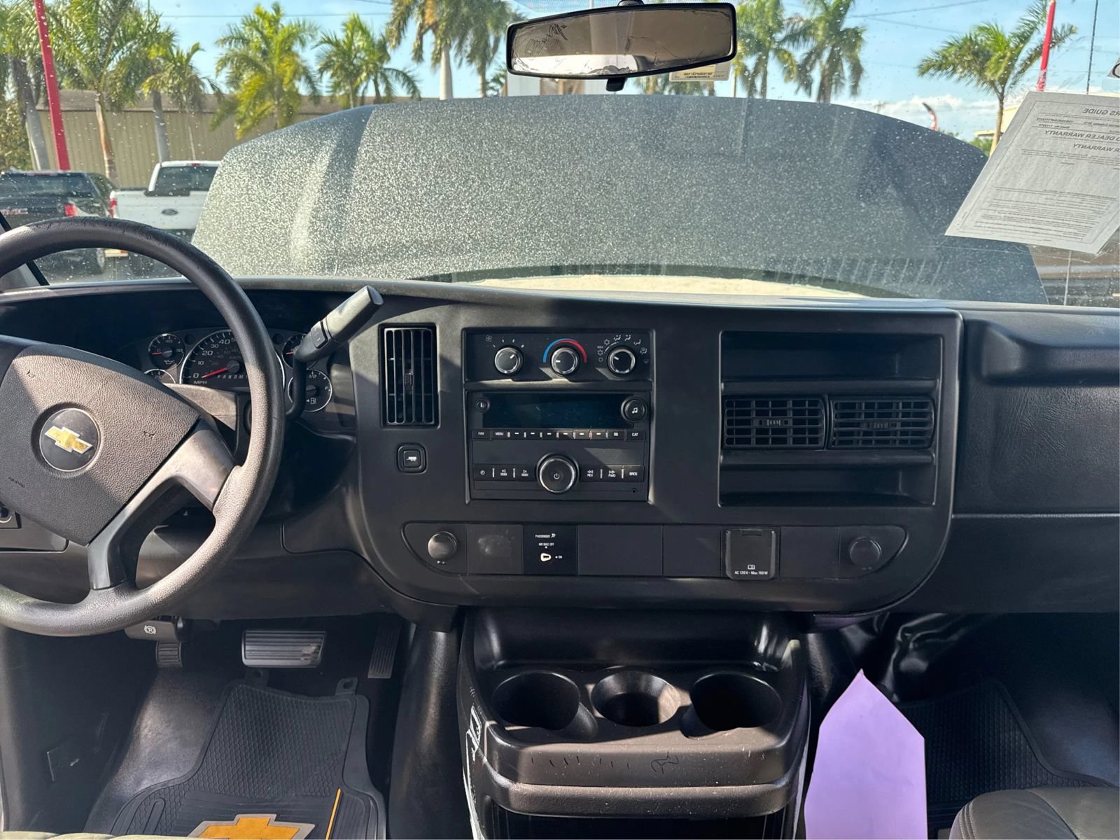 Used 2015 Chevrolet Express 3500 Extended RWD image 16