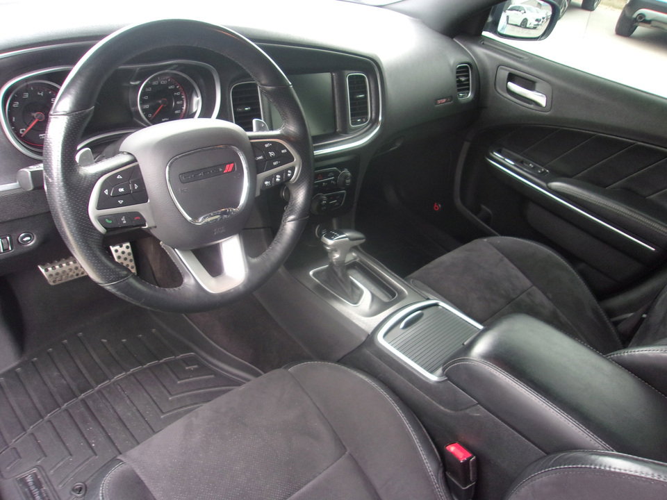 Used 2016 Dodge Charger R/T Scat Pack w/ Technology Group image 11