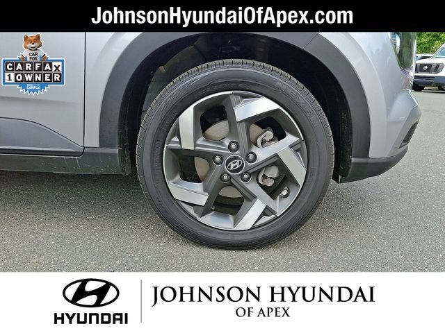 Certified 2026 Hyundai Venue SEL FWD image 29