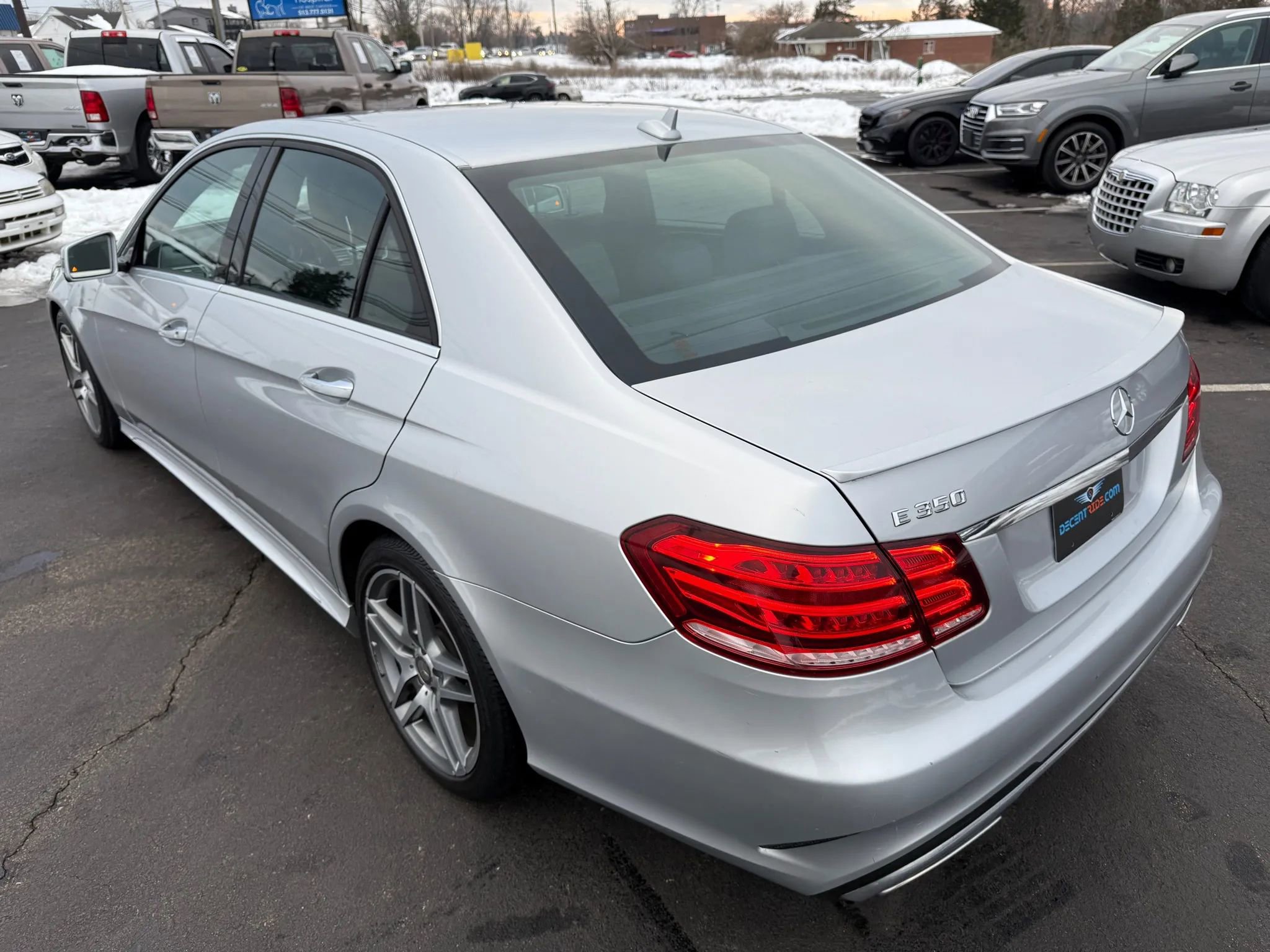 Used 2016 Mercedes-Benz E 350 Sedan image 34