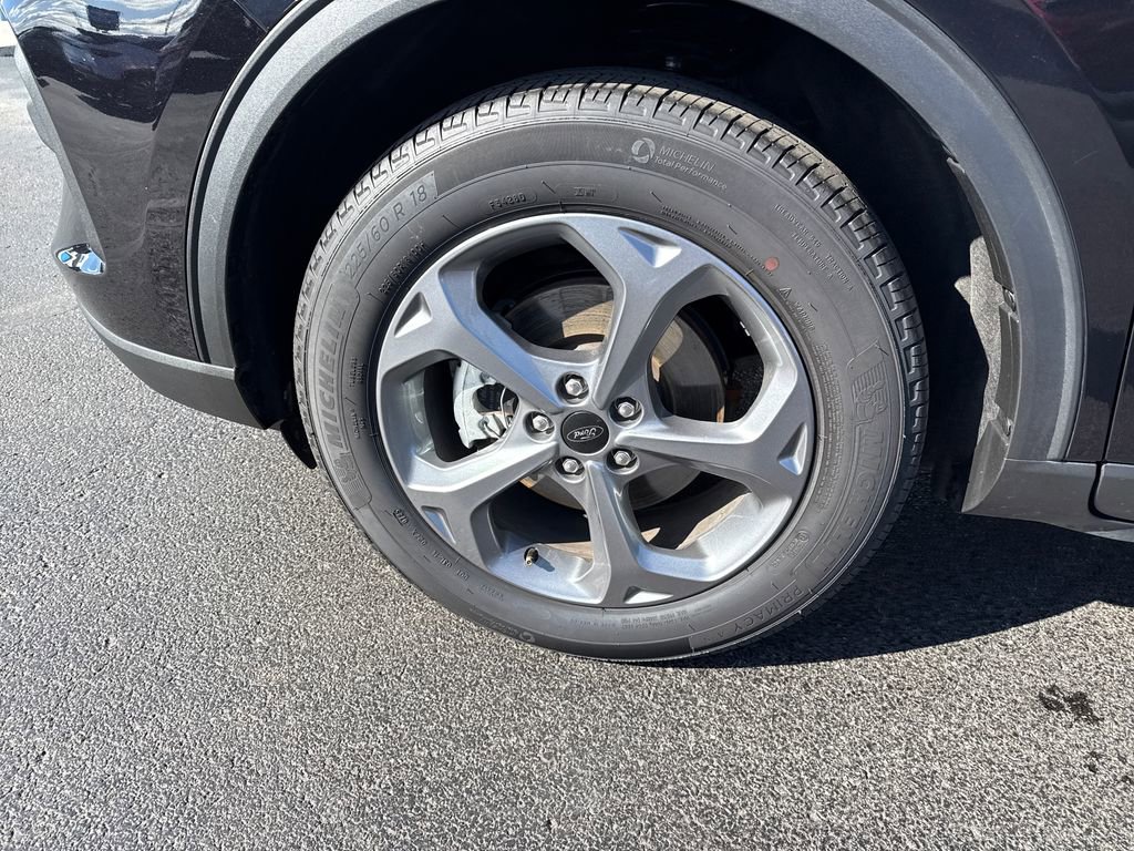 Used 2025 Ford Escape ST-Line image 29