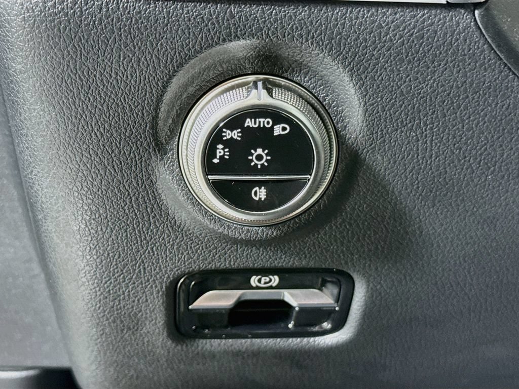 Used 2025 Mercedes-Benz C 36 AMG S w/ Pinnacle Trim Package image 10