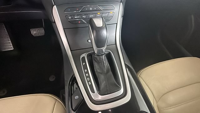 Used 2018 Ford Edge SEL w/ Equipment Group 201A AWD/4WD image 19