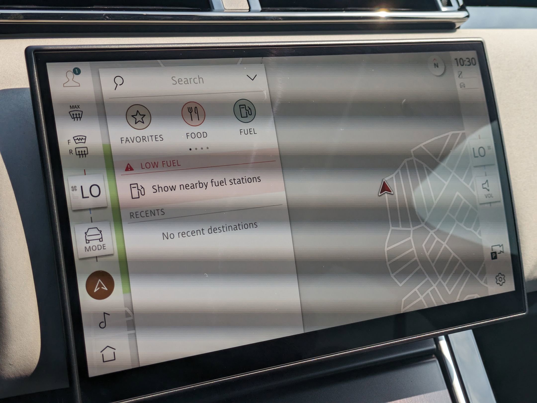 New 2026 Land Rover Range Rover Velar Dynamic SE image 13