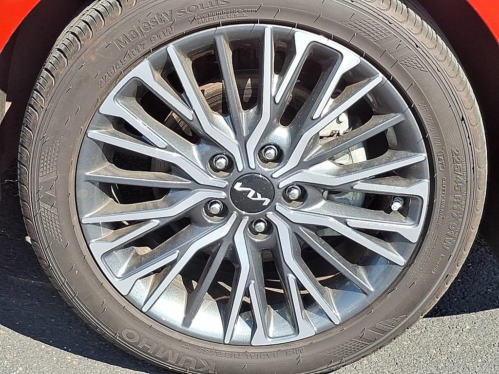 Certified 2023 Kia Forte GT-Line w/ GT-Line Technology Package FWD image 8