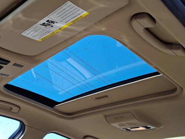 Used 2011 BMW 328i xDrive Sedan image 10