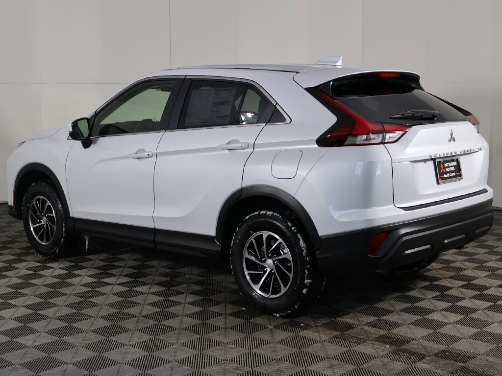 New 2025 Mitsubishi Eclipse Cross ES image 6