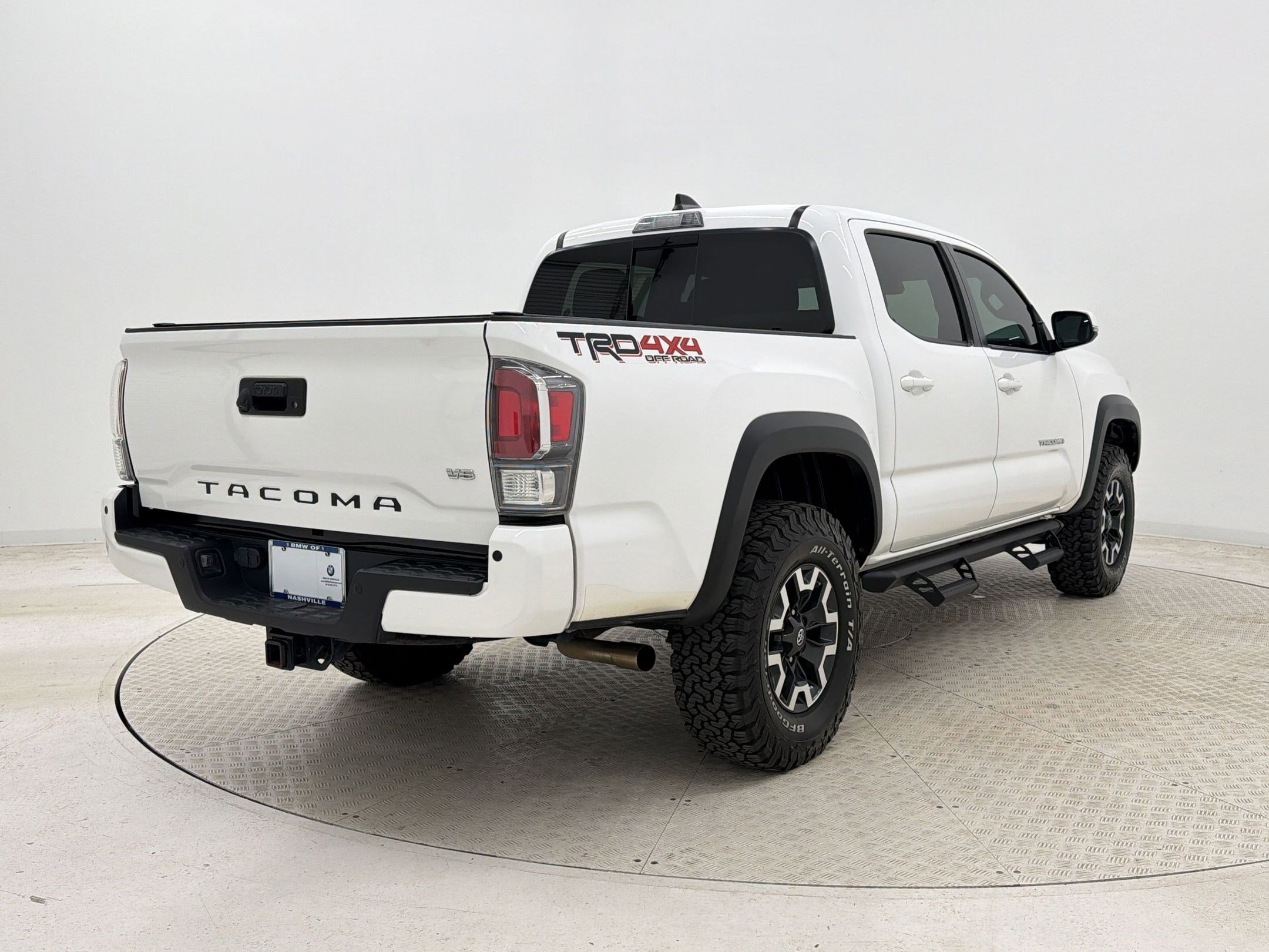 Used 2020 Toyota Tacoma TRD Off-Road w/ Technology Package AWD/4WD image 9