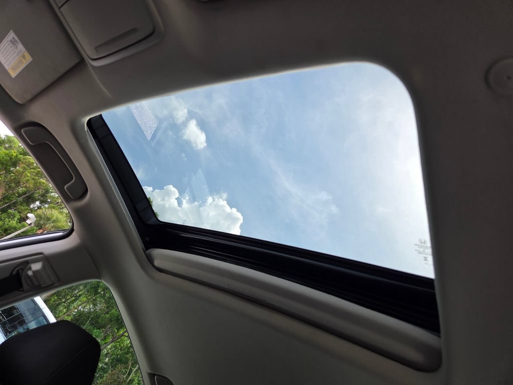 Certified 2024 Honda Accord EX image 20