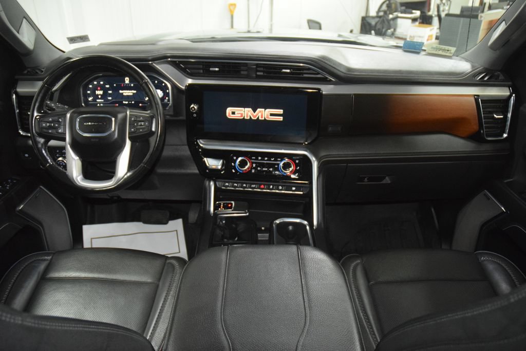 Used 2024 GMC Sierra 1500 Denali w/ Denali Reserve Package AWD/4WD image 32
