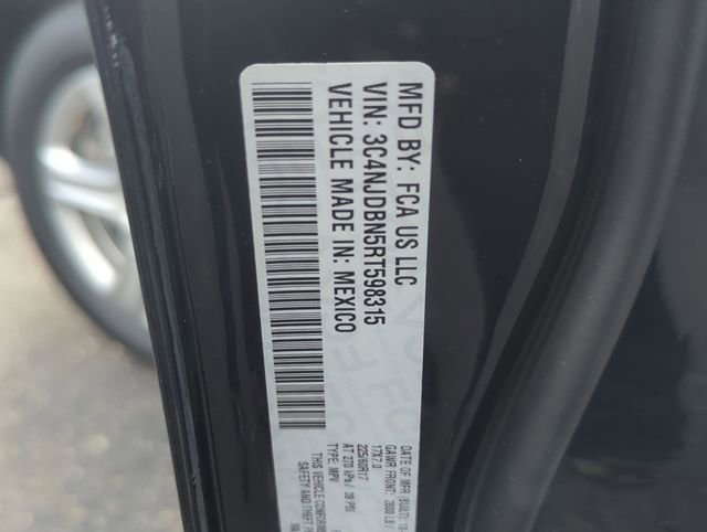 Used 2024 Jeep Compass Latitude image 27