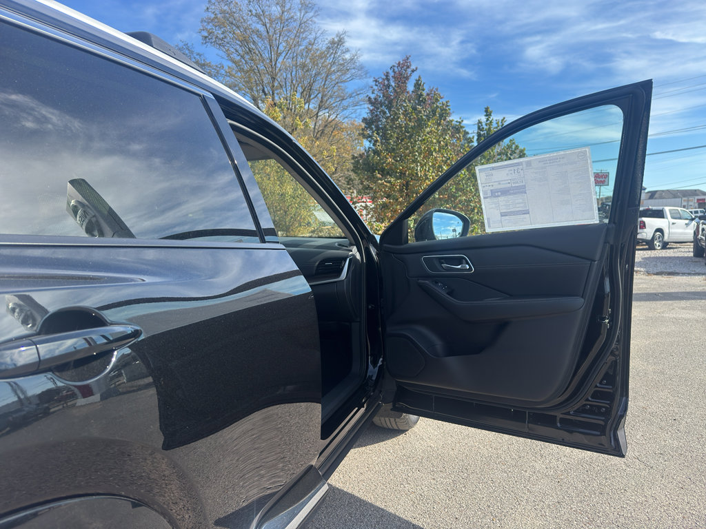 New 2026 Nissan Rogue Platinum w/ Platinum Premium Package image 20