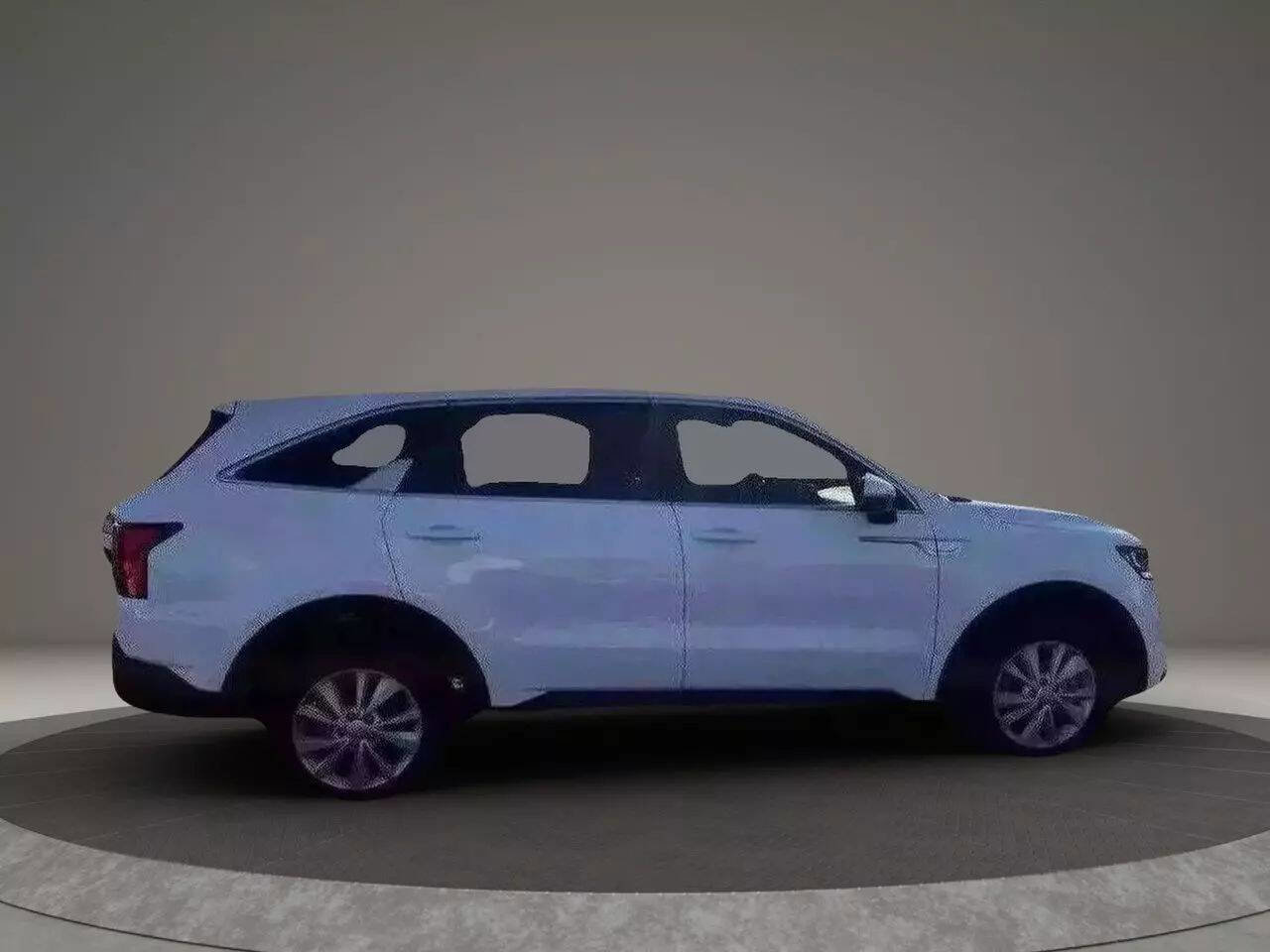Used 2023 Kia Sorento LX image 7